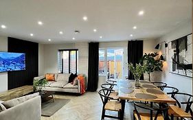 Charming 3-Bed House With 1 Parking Space