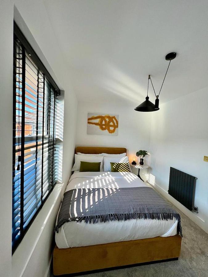 Charming 3-Bed House With 1 Parking Space Canterbury Exterior photo